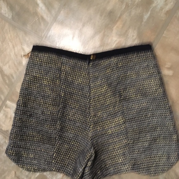 Tweed short - Picture 5 of 5